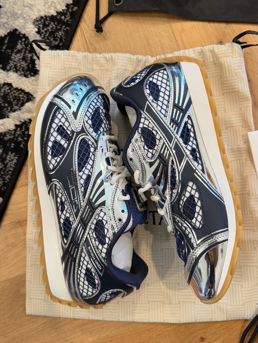 Navy Bottega Venetas